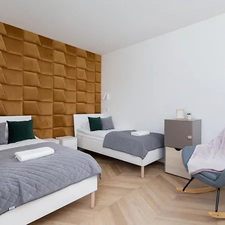 Grzegorzki Park Unique Apartment Cracow By Renters Prestige Krakow Exterior photo